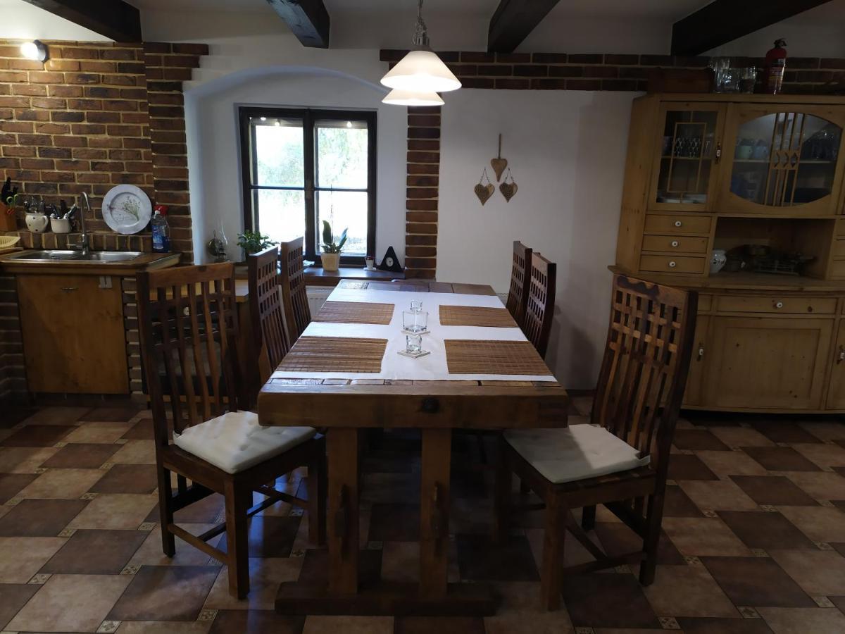 Vesin Forest Rustic Apartment Brdy מראה חיצוני תמונה
